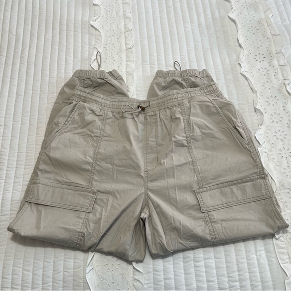 Arizona Jean Co. Drawstring cargo pants • size XL - Picture 4 of 6